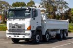 2008 HINO 700 Series