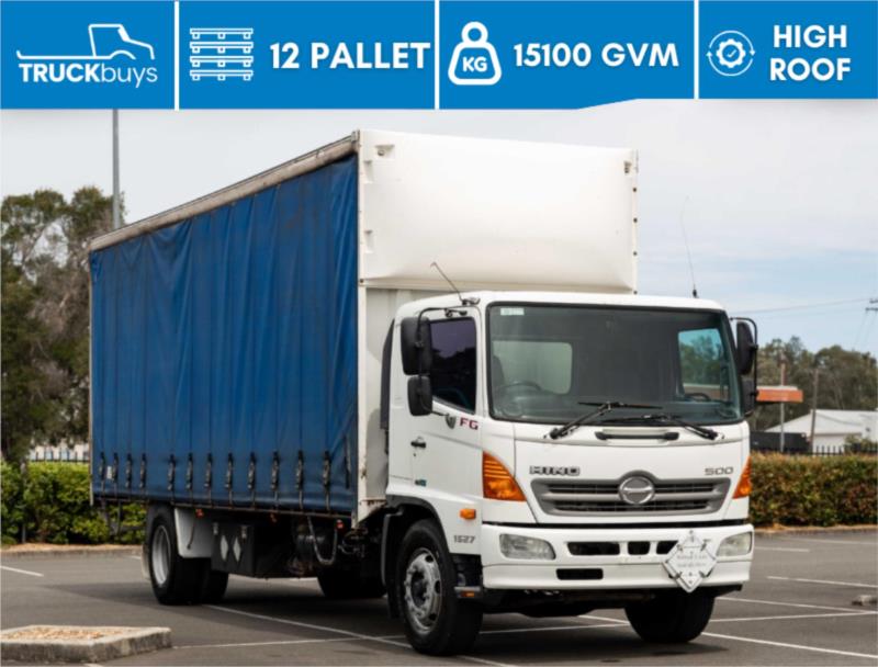 2009 HINO FG 500 Curtainsider