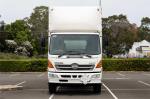 2009 HINO FG 500 Curtainsider