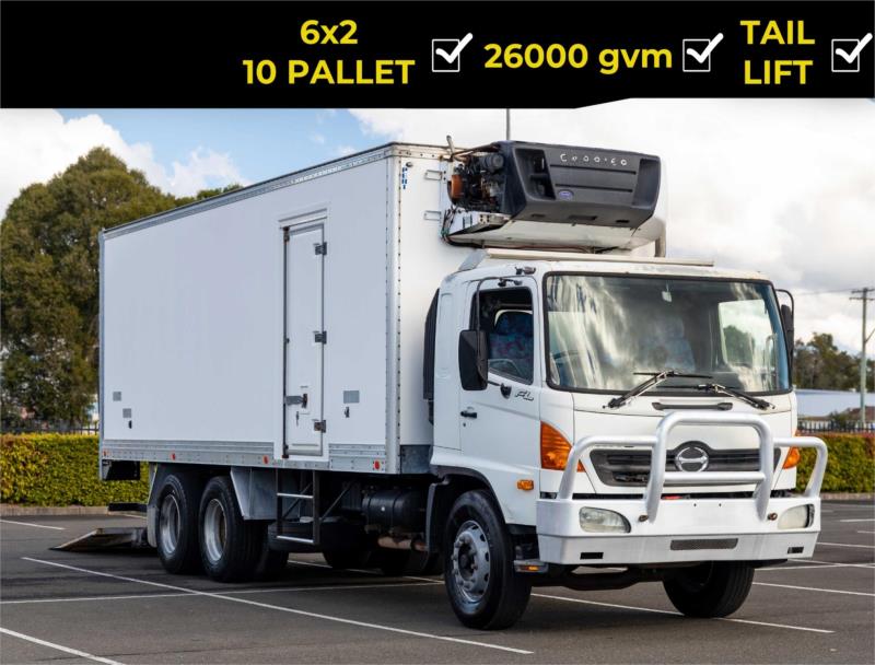 2004 HINO RANGER