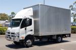 2015 Hino 300 Series Cab Chassis 921