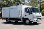 2011 Hino 300 Series Cab Chassis 917 Medium