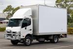 2015 Hino 300 Series Cab Chassis 921