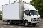 2015 Hino 300 Series Cab Chassis 921