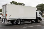 2010 Isuzu F Series FVR