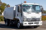 2009 Isuzu F Series Cab Chassis FRR 600 Premium