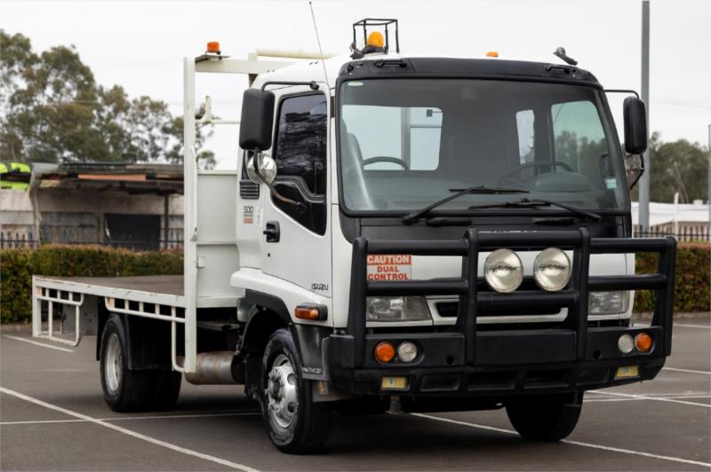 2003 Isuzu F Series Cab Chassis FRR 500