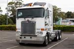 2010 Kenworth k108 AERODYNE