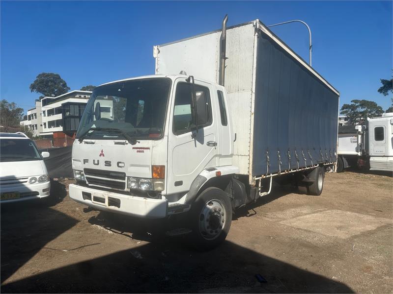 2007 Mitsubishi Fighter Cab Chassis FK617HS